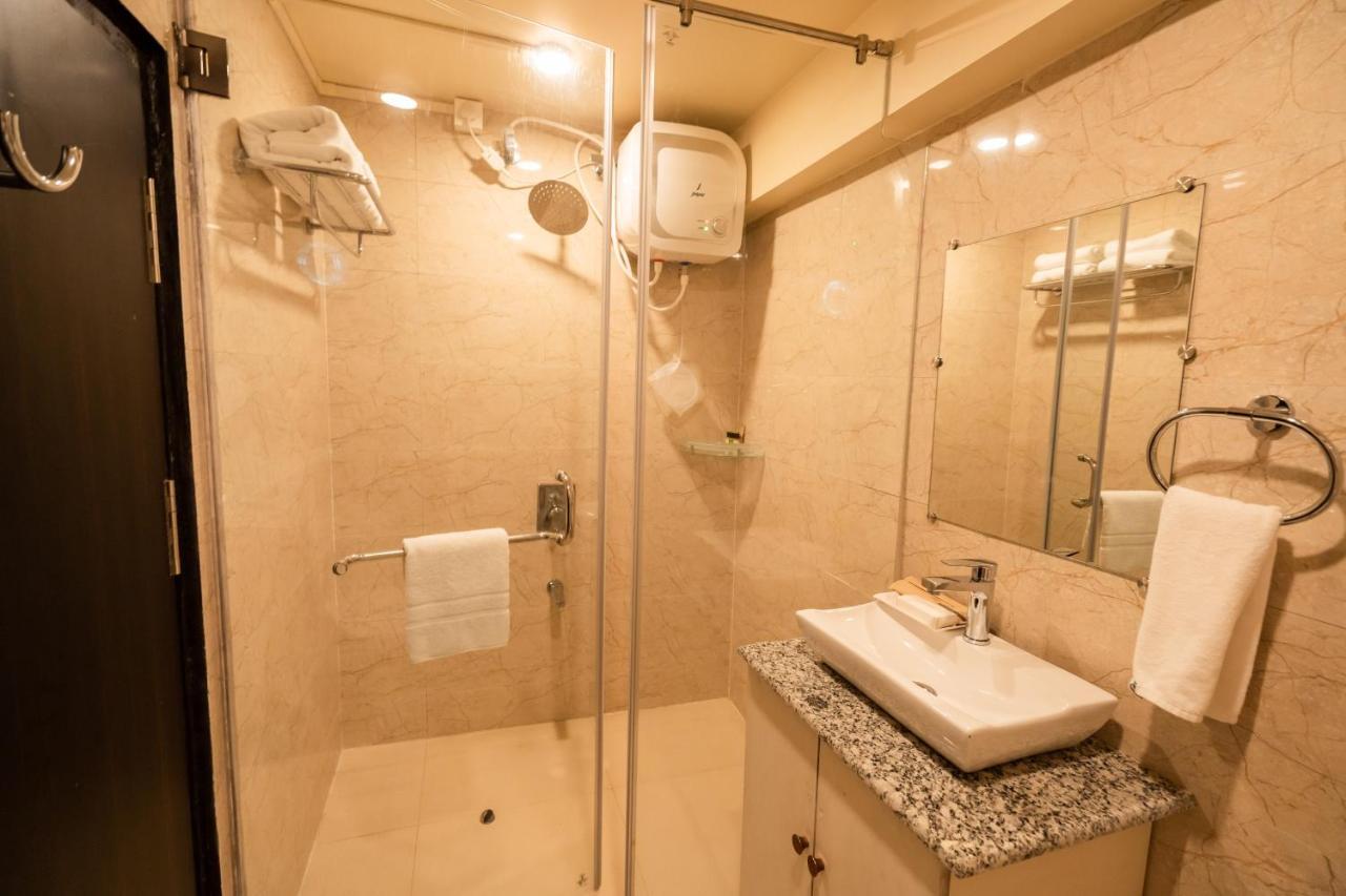 Royale Lalawi Hotel Āīzawl Dış mekan fotoğraf