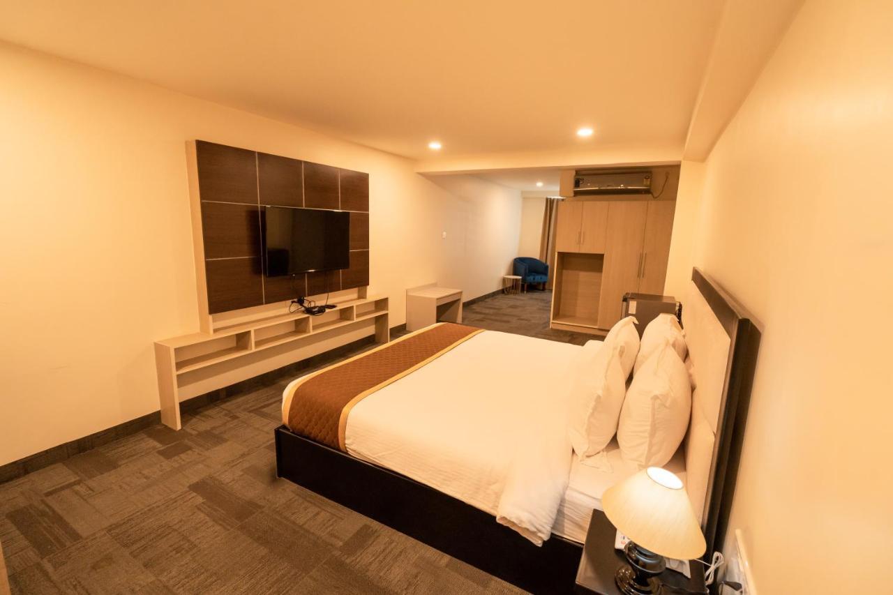 Royale Lalawi Hotel Āīzawl Dış mekan fotoğraf