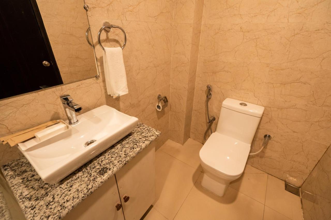 Royale Lalawi Hotel Āīzawl Dış mekan fotoğraf