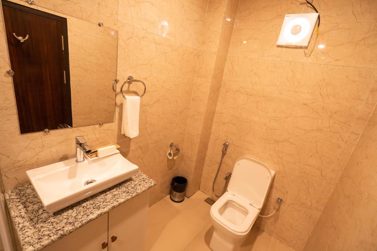 Royale Lalawi Hotel Āīzawl Dış mekan fotoğraf