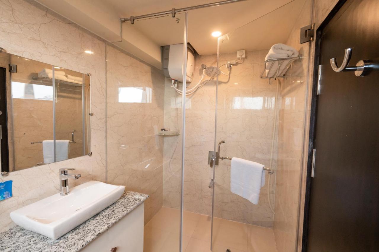 Royale Lalawi Hotel Āīzawl Dış mekan fotoğraf