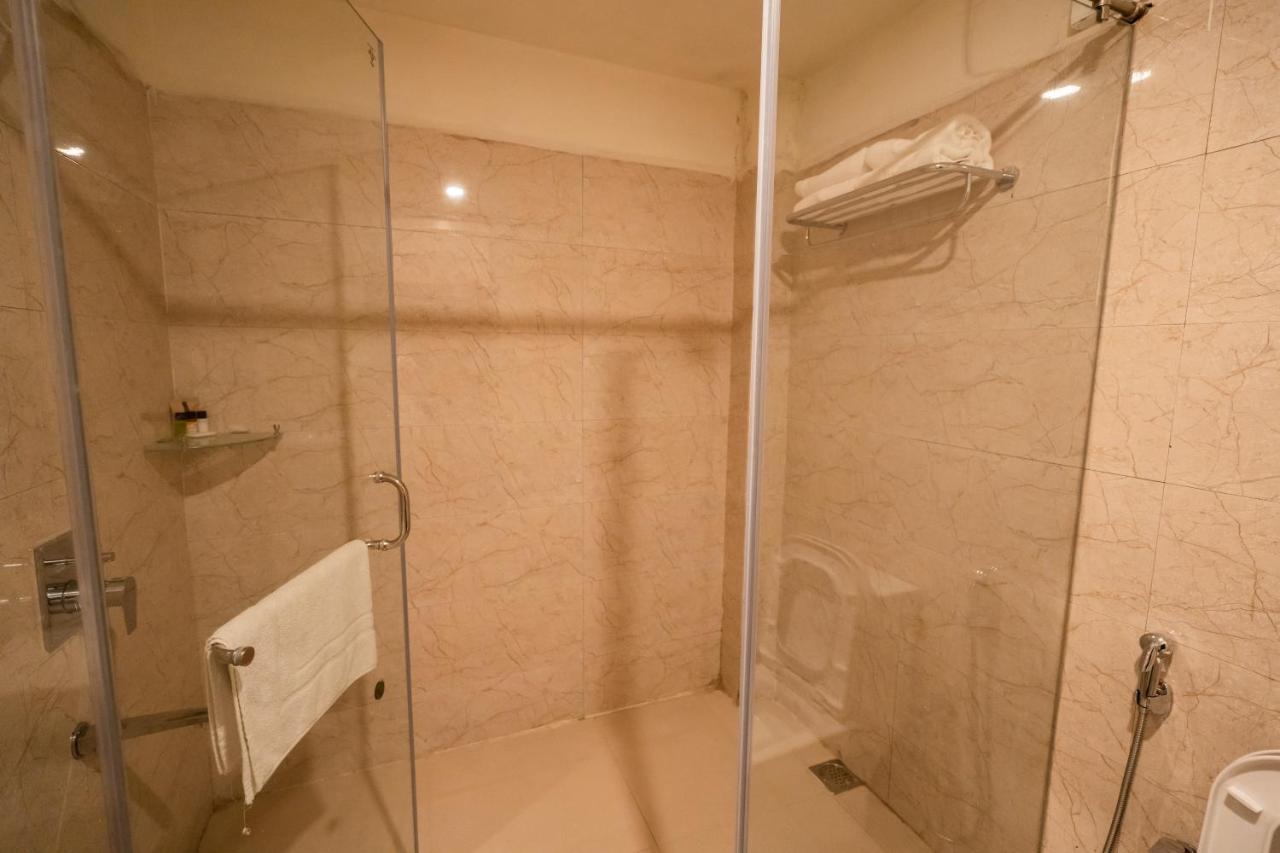 Royale Lalawi Hotel Āīzawl Dış mekan fotoğraf